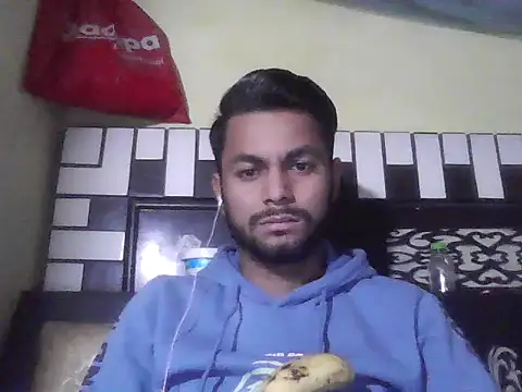 ursdreamperson online show from December 16, 4:07 am