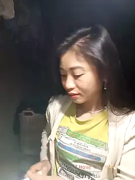 Snapshot of Phuongphuongg chatting on November 1, 9:35 am Phuongphuongg online show from November 1, 9:35 am