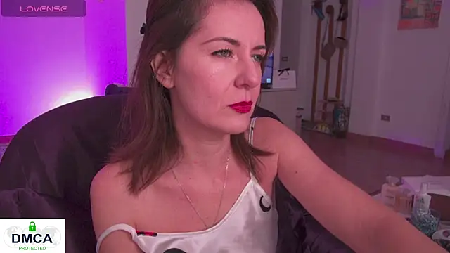 Witch in Silk online show from October 2, 6:02 pm