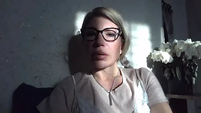 fox red lady7 online show from February 3, 6:51 am