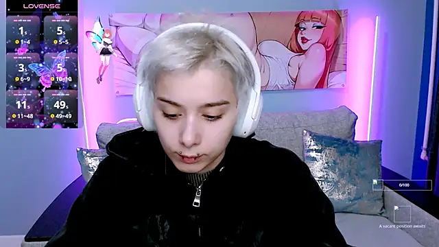 SophieAsh online show from November 2, 2:09 pm