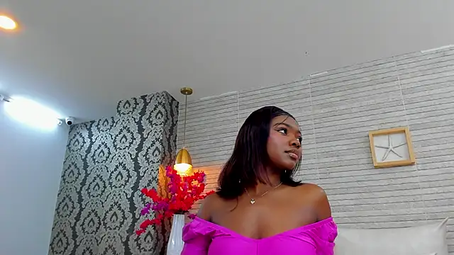 DahianaLopez  online show from November 28, 12:19 pm