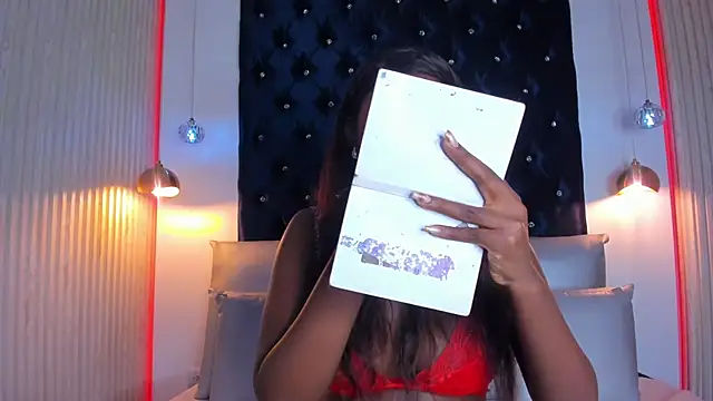 DahianaLopez  online show from April 17, 12:07 pm