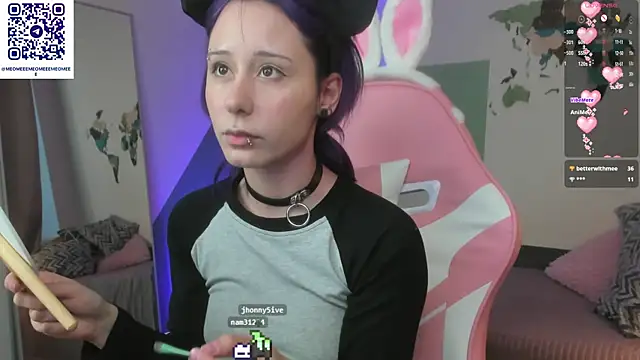 meomeee online show from April 29, 5:30 pm