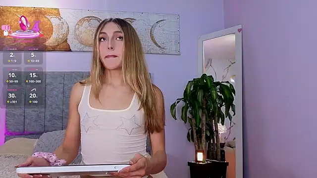 antonellastar24  online show from May 29, 9:13 pm