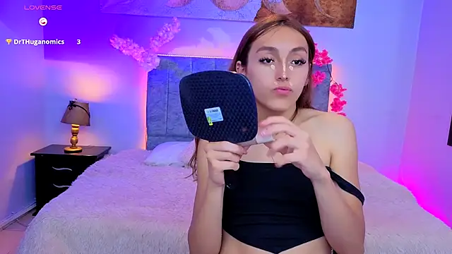 antonellastar24  online show from October 28, 10:03 pm