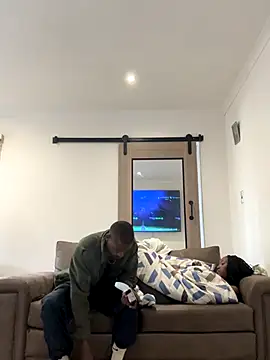 BBCStrongD online show from December 15, 11:37 am