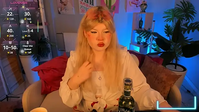 LilithNelson online show from October 8, 5:50 pm