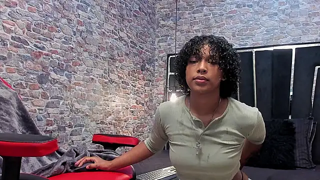 WILD FIREE  online show from February 7, 7:51 pm