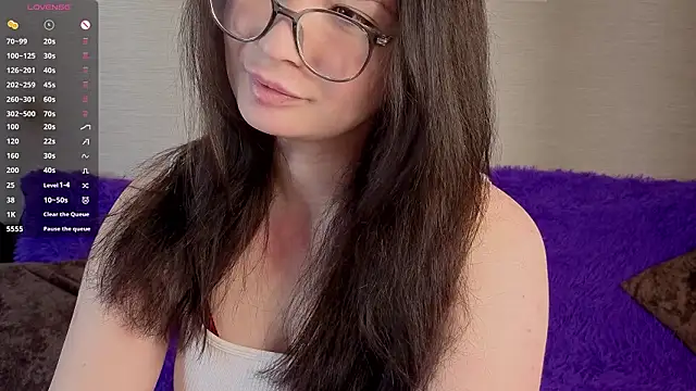 cute club online show from February 21, 8:09 pm