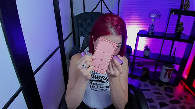 NahomiRichards  online show from September 19, 4:55 am