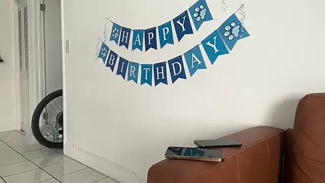 prettyykitty22 online show from March 15, 12:51 pm