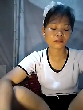 LinhNa999 online show from September 11, 6:36 am