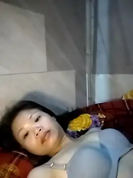 LinhNa999 online show from October 4, 12:22 pm