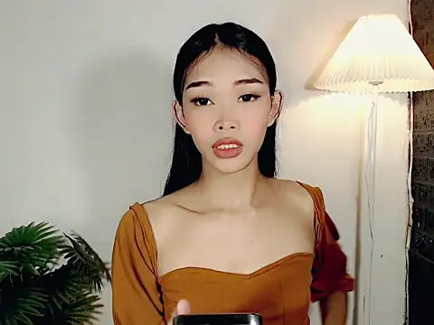 holyakiesha online show from September 26, 8:34 am