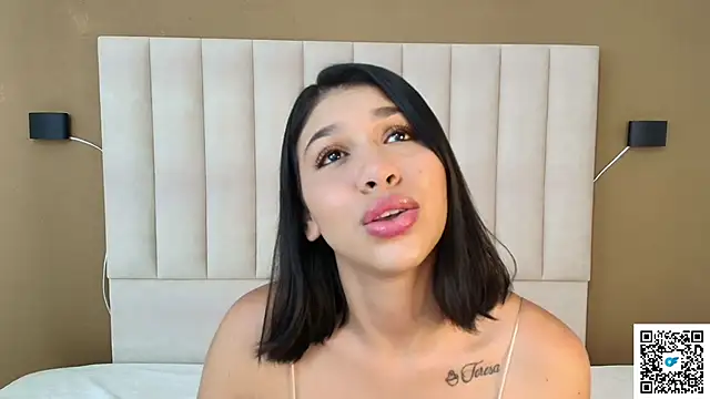 Snapshot of goddess_saori_ chatting on October 21, 1:09 am goddess saori  online show from October 21, 1:09 am