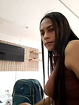 sarah garcia  online show from November 1, 7:18 pm