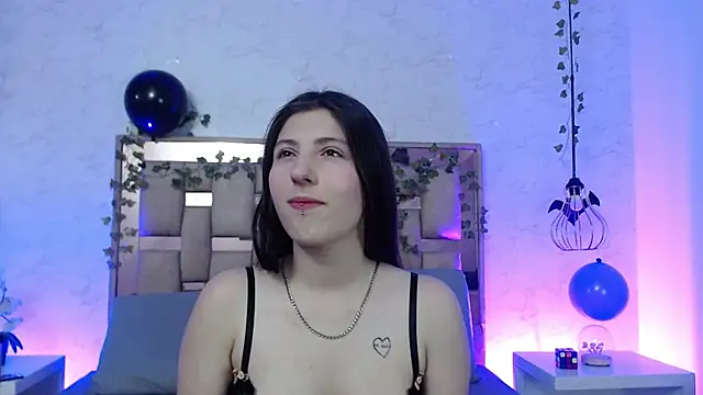 ScarlettRox online show from November 8, 11:15 am