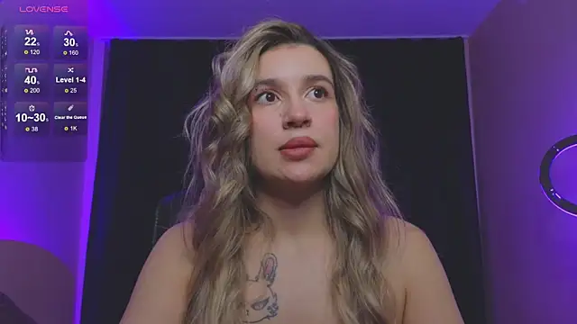 RoxyChill online show from December 4, 11:27 pm