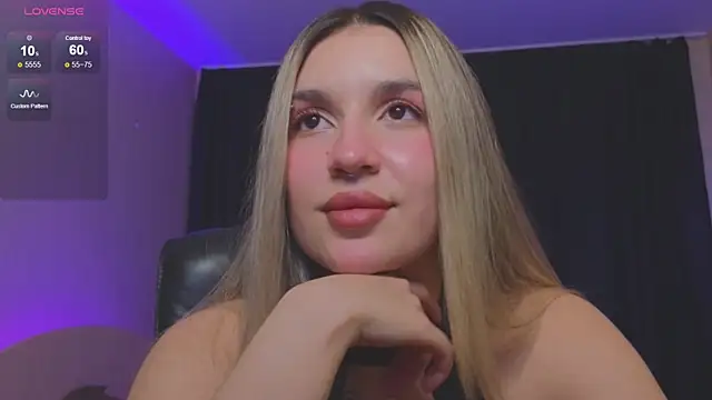 RoxyChill online show from October 21, 9:08 pm