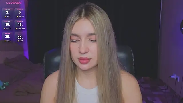 RoxyChill online show from November 29, 1:53 am