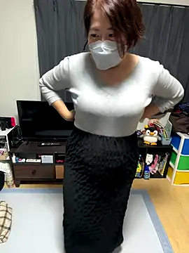 Snapshot of hima-wari0707 chatting on October 20, 4:54 pm hima-wari0707 online show from October 20, 4:54 pm