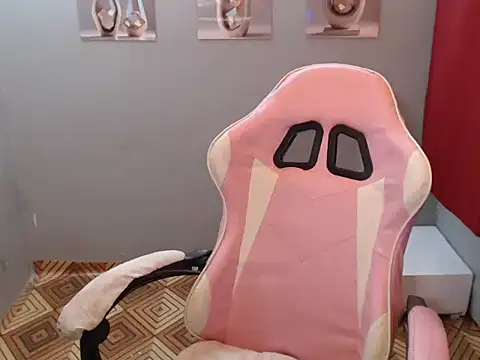 LustfullVelindaks online show from April 26, 10:24 am