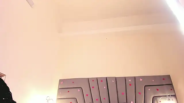 Maia 520 online show from February 13, 6:20 pm