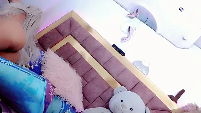 ravenous charmer online show from February 11, 12:47 am