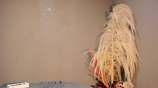 sienna glow online show from February 24, 2:27 pm