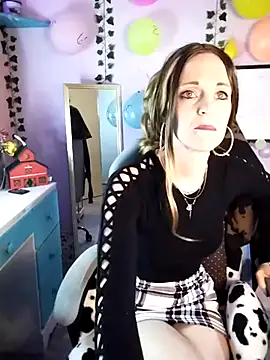 Purple2StayThnxx online show from September 29, 9:53 pm