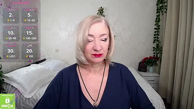 hunters woman online show from November 16, 3:01 pm