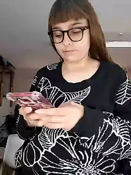 Snapshot of Aurora_blaack chatting on September 26, 5:27 am Aurora blaack online show from September 26, 5:27 am