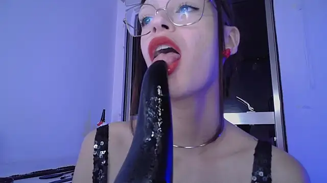 nina kink online show from November 17, 2:45 am