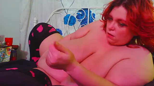 g0lden are0las89 online show from February 17, 3:00 pm