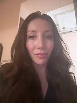 HellaryTourent online show from February 22, 2:18 pm