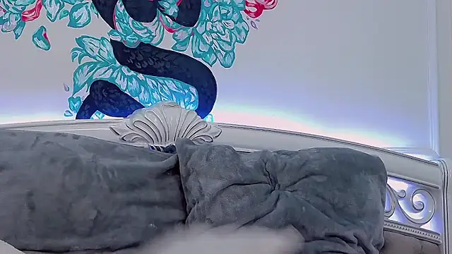 EvaMenders online show from November 20, 8:10 pm