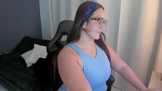 Kyleighc online show from April 13, 11:16 pm