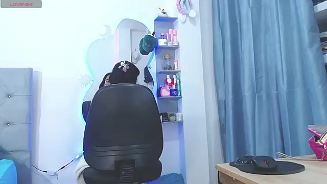 jesica wilson online show from October 10, 9:41 pm