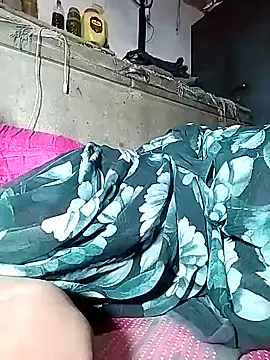 villagequeen1 online show from March 30, 8:36 am