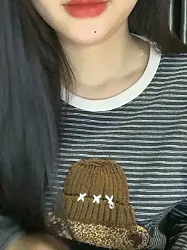 Linhtruong  online show from March 4, 4:19 am