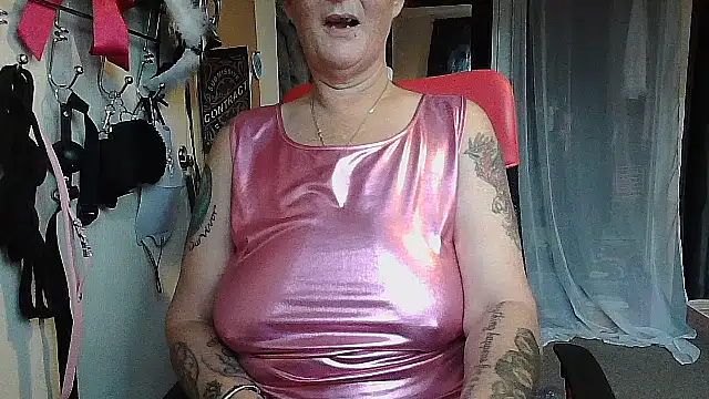 Mistress-Ivy51 online show from October 20, 7:44 am