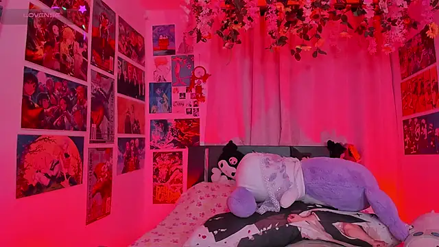 FluffyMelons online show from November 29, 11:53 pm