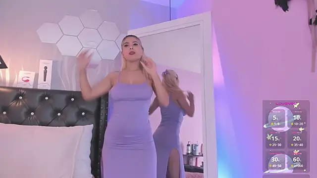 lucia-cute online show from March 19, 7:40 pm