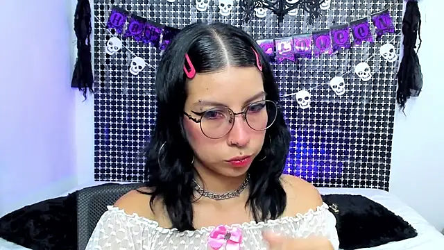 Rose 72 online show from October 10, 10:25 pm