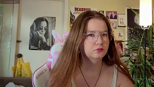 Sienna-Cow online show from October 18, 12:08 pm