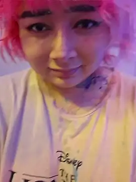 Angel S online show from April 4, 10:25 am