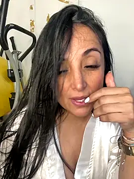 hotadhara01 online show from November 13, 3:55 pm