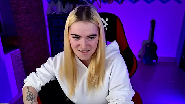 Stef Nicks online show from September 13, 10:01 am