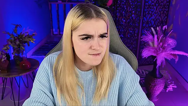 Stef Nicks online show from September 30, 10:10 am